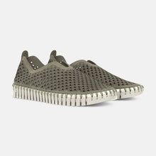 Load image into Gallery viewer, Ilse Jacobsen Tulip Flats - Army