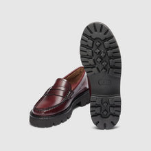 Load image into Gallery viewer, G.H. Bass Whitney Super Lug Loafers - Wine