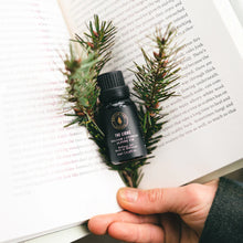 Load image into Gallery viewer, Hollow Tree Candles The Lions - Diffuser Oil