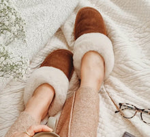 Load image into Gallery viewer, Emu Jolie Slipper - Chestnut