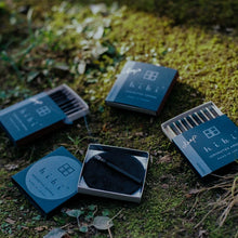 Load image into Gallery viewer, Hibi Incense Box of 8 Matches - Oak Moss
