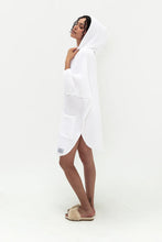 Load image into Gallery viewer, Tofino Towel Cocoon Surf Poncho