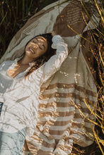 Load image into Gallery viewer, Tofino Towel Alchemy Throw