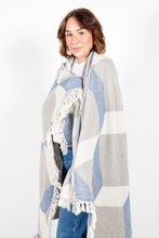 Load image into Gallery viewer, Tofino Towel Liberty Throw