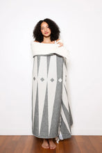 Load image into Gallery viewer, Tofino Towel Wren Fleece Throw