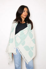 Load image into Gallery viewer, Tofino Towel Dane Towel