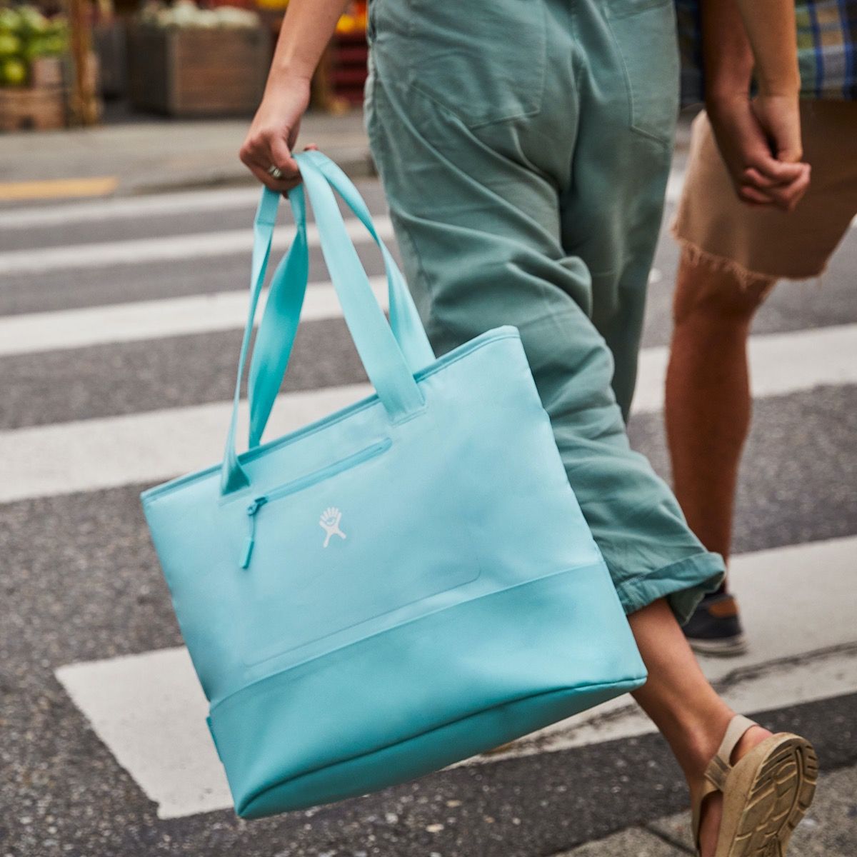 Hydro flask tote sale