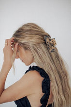 Load image into Gallery viewer, Supercrush Crush Clip