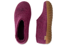 Load image into Gallery viewer, Glerups Shoe Rubber - Cranberry
