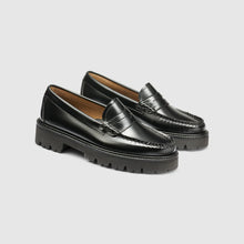 Load image into Gallery viewer, G.H. Bass Whitney Super Lug Loafers - Black
