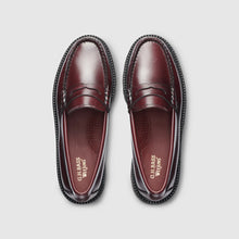 Load image into Gallery viewer, G.H. Bass Whitney Super Lug Loafers - Wine
