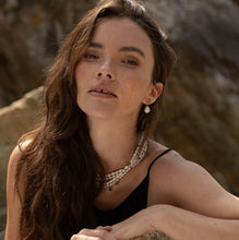Load image into Gallery viewer, Hailey Gerrits XL Oso Pearl Necklace
