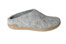 Load image into Gallery viewer, Glerups Slip-On - Grey
