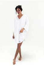 Load image into Gallery viewer, Tofino Towel Cocoon Surf Poncho
