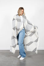 Load image into Gallery viewer, Tofino Towel Liberty Throw
