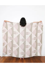 Load image into Gallery viewer, Tofino Towel 'Quill' Muslin Throw
