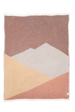 Load image into Gallery viewer, Tofino Towel Meander Throw
