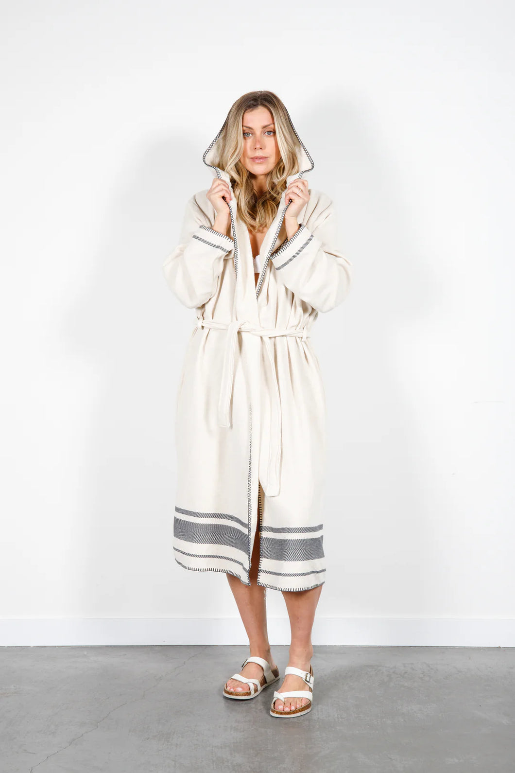 Tofino Towel Hawthorne Robe