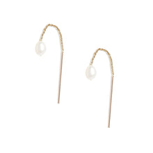 Load image into Gallery viewer, Poppy Finch Oval Pearl Threader Earrings
