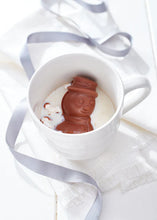 Load image into Gallery viewer, Melting Hot Chocolate Snowman with Mini Marshmallows
