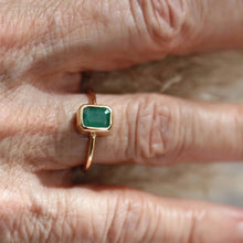 Load image into Gallery viewer, Little Gold Emerald Olivier Ring
